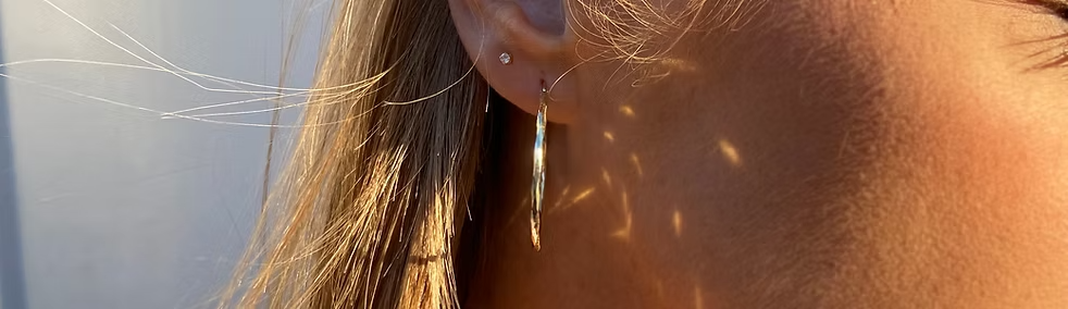 SINGLE HOOPS