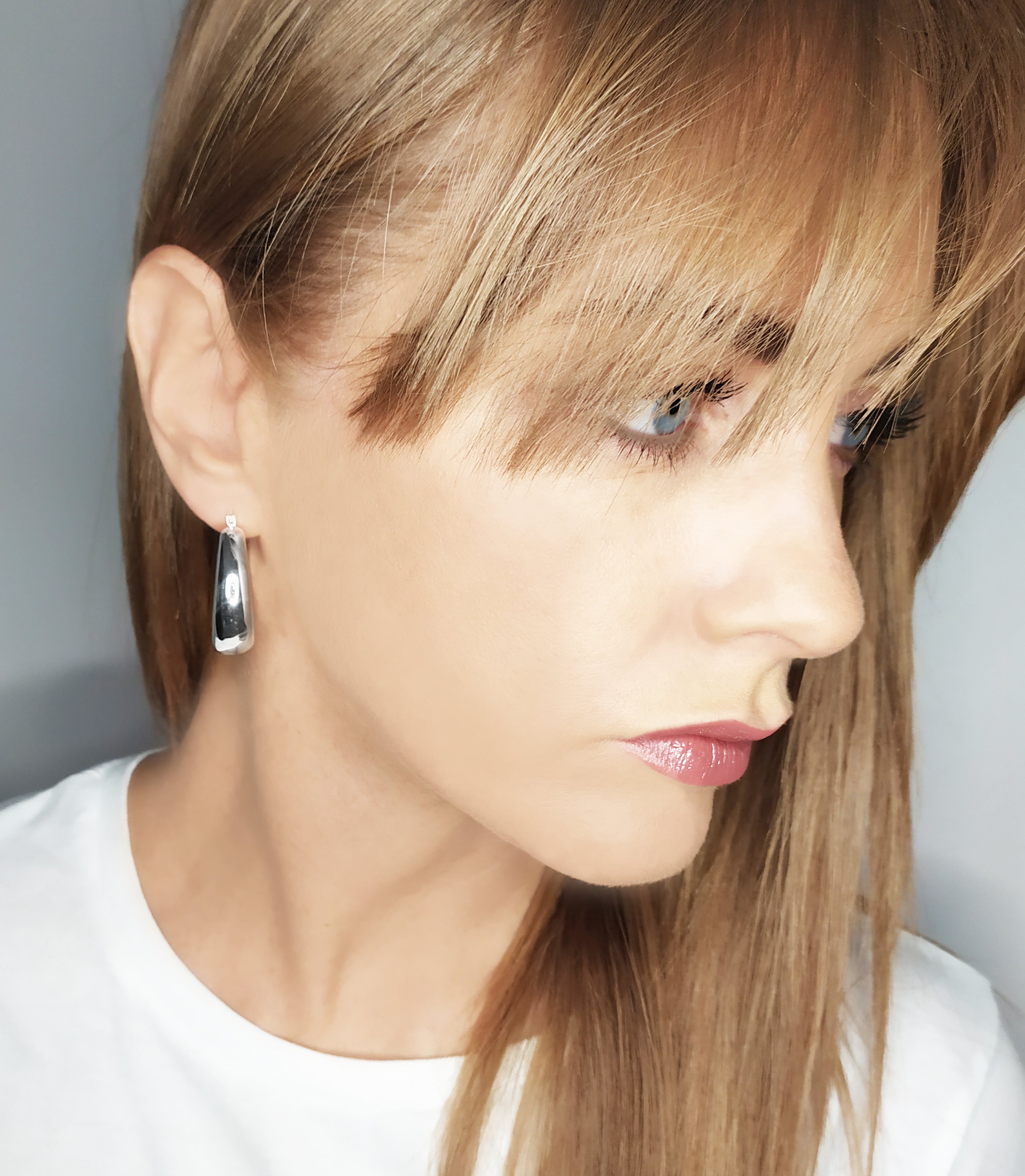 Silver 30mm x 10mm Thick Graduated Hoops image 1
